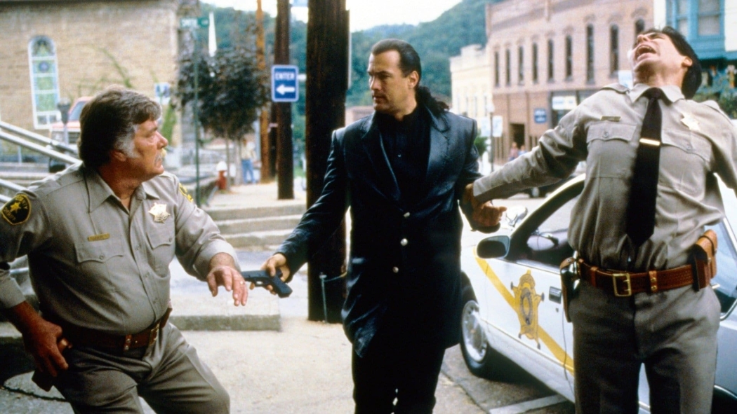 Ateş Altında (1997) izle